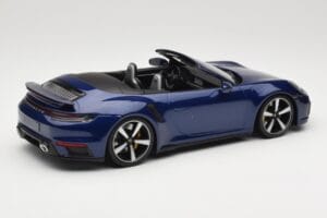 Porsche 911 992 Turbo S Cabriolet Blue Metallic Minichamps 1:18 155069081 Diecast — photo 2 of 6
