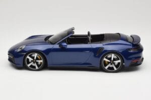 Porsche 911 992 Turbo S Cabriolet Blue Metallic Minichamps 1:18 155069081 Diecast — photo 3 of 6