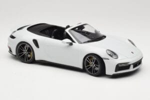 Porsche 911 992 Turbo S Cabriolet White Metallic Minichamps 1:18 155069080 Diecast — photo 4 of 6