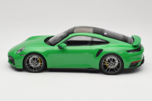 Porsche 911 992 Turbo S Green Minichamps 1:18 153069077 Diecast — photo 3 of 6