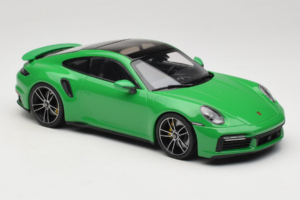 Porsche 911 992 Turbo S Green Minichamps 1:18 153069077 Diecast — photo 4 of 6