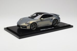 Porsche 911 Turbo S 992 Silver Bamboo Chromaflire With Display Case Spark 1:18 WAP0219100RTSS Resin — photo 2 of 7