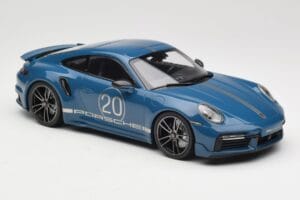 Porsche 911 992 Turbo S Sport Design Package Gentian Blue Metallic Minichamps 1:18 155069170 Diecast — photo 4 of 6