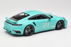 Porsche 911 992 Turbo S Sport Design Package Racing Green Minichamps 1:18 155069175 Diecast — photo 2 of 6