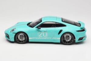 Porsche 911 992 Turbo S Sport Design Package Racing Green Minichamps 1:18 155069175 Diecast — photo 3 of 6