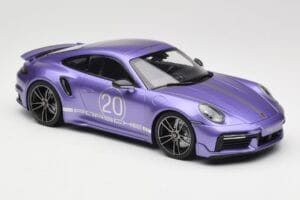 Porsche 911 992 Turbo S Sport Design Package Viola Metallic Minichamps 1:18 155069174 Diecast — photo 4 of 6