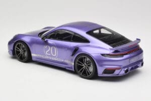 Porsche 911 992 Turbo S Sport Design Package Viola Metallic Minichamps 1:18 155069174 Diecast — photo 5 of 6