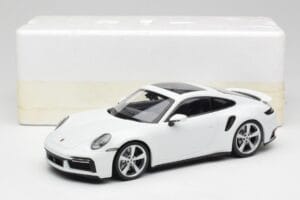 Porsche 911 992 Turbo S White Concept Minichamps 1:18 WAP0211620CNP Diecast — photo 6 of 6