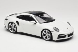 Porsche 911 Turbo S 992 White Minichamps 1:18 WAP0211620RTRB Diecast — photo 4 of 6