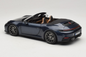 Porsche 911 992.2 Carrera Cabriolet Yachting Blue Norev 1:18 187180 Diecast — photo 7 of 8