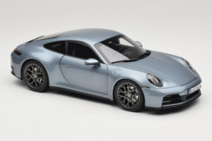 Porsche 911 992.2 Carrera Polar Silver Metallic Norev 1:18 187170 Diecast — photo 6 of 8