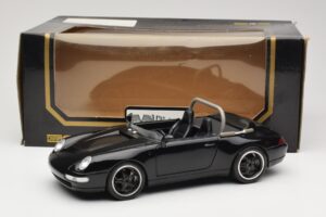 Porsche 911 993 Carrera Cabriolet Black Bburago 1:18 3090-M1 Diecast — photo 8 of 8