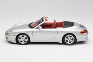 Porsche 911 996 Cabriolet Silver Gate 1:18 1052 Diecast — photo 4 of 8