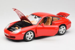 Porsche 911 996 Carrera 4 Red Bburago 1:18 30085 Diecast — photo 2 of 8