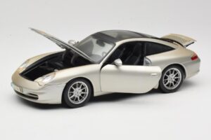Porsche 911 996 Carrera 4S Silver Maisto 1:18 WAP02102212 Diecast — photo 2 of 8