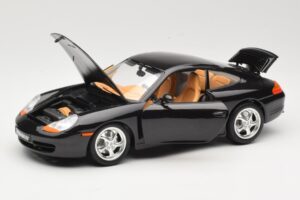 Porsche 911 996 Carrera Black Bburago 1:18 3385-M2 Diecast — photo 2 of 8