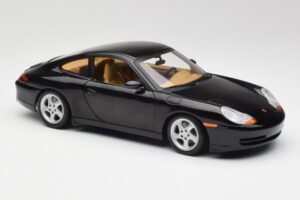 Porsche 911 996 Carrera Black Gate 1:18 1043 Diecast — photo 6 of 8