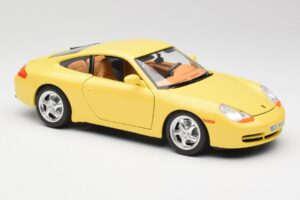 Porsche 911 996 Carrera Yellow Bburago 1:18 30085-M1 Diecast — photo 6 of 8