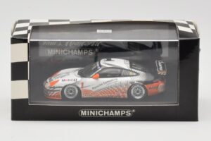 Porsche 911 996 GT3 Cup Mobil 1 #1 VIP Car 2004 Minichamps 1:43 WAP02012115-R1 Diecast — photo 4 of 4