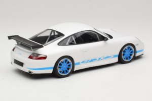 Porsche 911 996 GT3 RS White Blue Stripes Minichamps 1:18 155062021 Diecast — photo 2 of 6