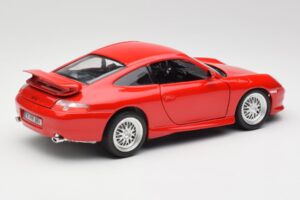 Porsche 911 996 GT3 Strasse Red Bburago 1:18 30395 Diecast — photo 3 of 8