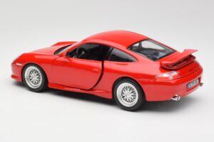 Porsche 911 996 GT3 Strasse Red Bburago 1:18 30395 Diecast — photo 7 of 8