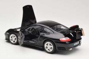 Porsche 911 996 Turbo Black Bburago 1:18 3367 Diecast — photo 5 of 8