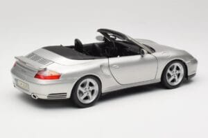 Porsche 911 996 Turbo Cabriolet Silver Maisto 1:18 31660 Diecast — photo 3 of 8