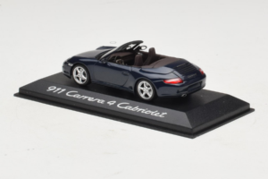 Porsche 911 997 Carrera 4 Cabriolet Dark Blue Minichamps 1:43 WAP02015216-R1 Diecast — photo 3 of 4