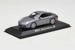Porsche 911 997 Carrera S Grey Metallic Minichamps 1:43 WAP02011615-P1 Diecast — photo 2 of 4