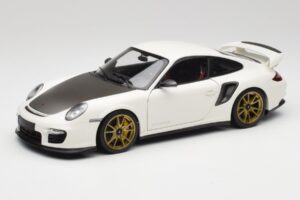 Porsche 911 997 GT2 RS White & Gold Wheels Minichamps 1:18 100069406 Diecast