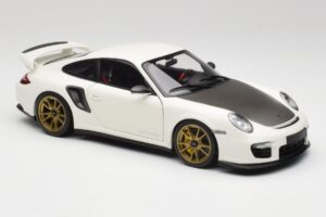 Porsche 911 997 GT2 RS White & Gold Wheels Minichamps 1:18 100069406 Diecast — photo 6 of 8