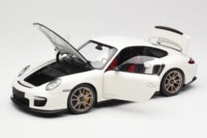 Porsche 911 997 GT2 RS White Minichamps 1:18 100069400 Diecast — photo 2 of 8