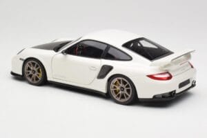 Porsche 911 997 GT2 RS White Minichamps 1:18 100069400 Diecast — photo 7 of 8