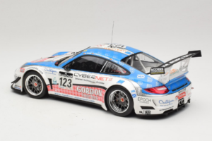 Porsche 911 997 GT3 R #123 Muhlner Motorsport E. Fumal / E. Thiry 24 Hours of Spa 2011 Minichamps 1:18 151118923 Diecast — photo 5 of 6