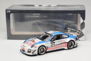 Porsche 911 997 GT3 R #123 Muhlner Motorsport E. Fumal / E. Thiry 24 Hours of Spa 2011 Minichamps 1:18 151118923 Diecast — photo 6 of 6