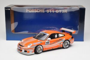 Porsche 911 997 GT3 R #88 Porsche Consulting 2005 AUTOart 1:18 77821 Diecast — photo 8 of 8