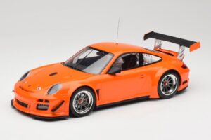 Porsche 911 997 GT3 R Street Orange Minichamps 1:18 151108901 Diecast