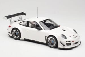 Porsche 911 997 GT3 R Street White Minichamps 1:18 151108900 Diecast — photo 4 of 6