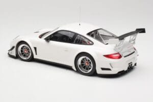 Porsche 911 997 GT3 R Street White Minichamps 1:18 151108900 Diecast — photo 5 of 6