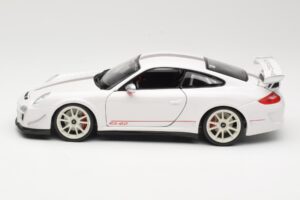 Porsche 911 997 GT3 RS 4.0 White Bburago 1:18 18-11036 Diecast — photo 4 of 8