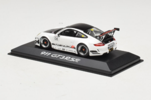 Porsche 911 997 GT3 RS White Minichamps 1:43 WAP0203018 Diecast — photo 3 of 4