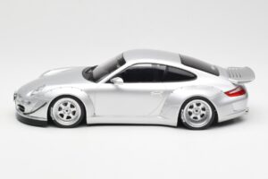 Porsche 911 997 RWB Abu Dhabi IXO 1:18 18CMC166 Diecast — photo 3 of 6