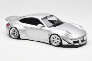 Porsche 911 997 RWB Abu Dhabi IXO 1:18 18CMC166 Diecast — photo 4 of 6