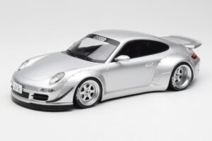 Porsche 911 997 RWB Abu Dhabi IXO 1:18 18CMC166 Diecast