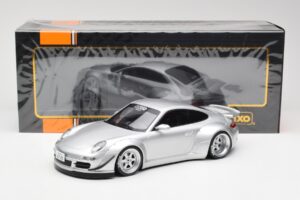 Porsche 911 997 RWB Abu Dhabi IXO 1:18 18CMC166 Diecast — photo 6 of 6