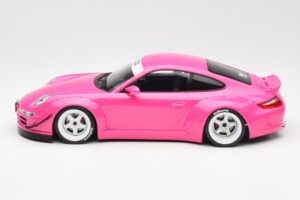 Porsche 911 997 RWB Pink IXO 1:18 18CMC167 Diecast — photo 3 of 5