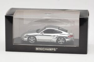 Porsche 911 997 Turbo Chrome Silver Minichamps 1:43 WAP02060816-R Diecast — photo 5 of 5