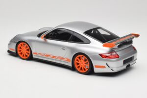 Porsche 911 997.1 GT3 RS Silver with Orange Wheels Minichamps 1:18 155062120 Diecast — photo 5 of 6
