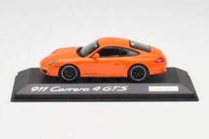 Porsche 911 997.2 Carrera 4 GTS Orange Minichamps 1:43 WAP0201140C Diecast